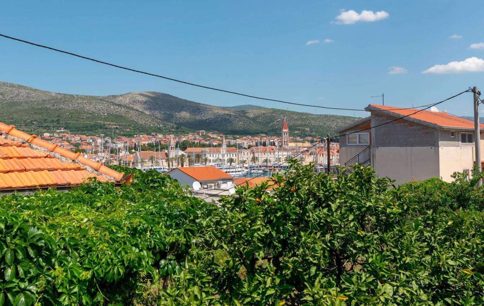 Apartman Karmen Трогір Екстер'єр фото